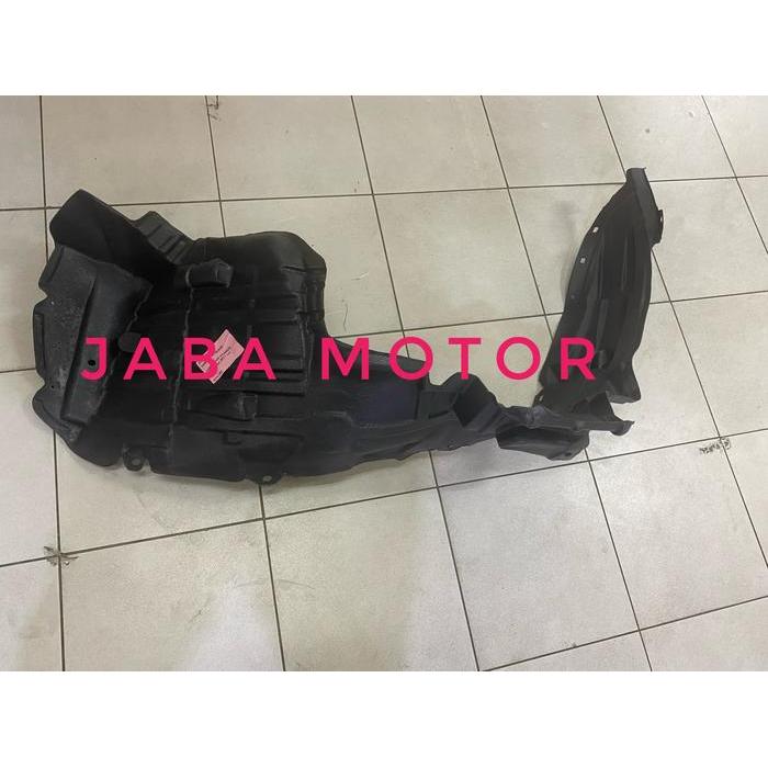 Liner Fender Depan Avanza Veloz Tahun 2012-Up Sebelah Kiri