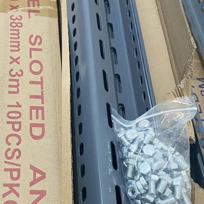 Rak Siku Lubang Tebal 2.1mili 3.8cm BesiSiku Lubang Tebal 2.1mm 3meter