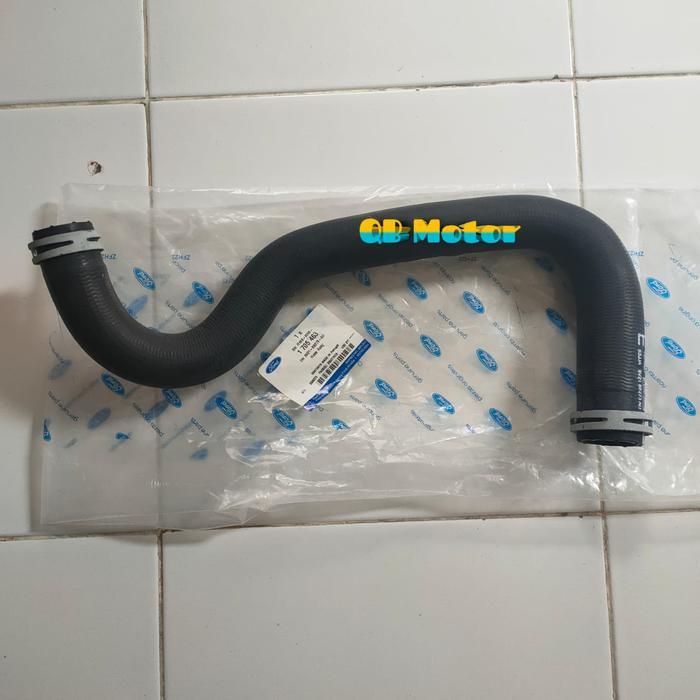 Selang Radiator Bawah Ford Fiesta