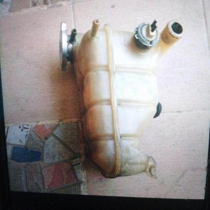 tabung recevoir radiator mercy w124