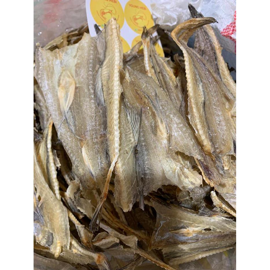 Ikan Asin Jambrong Kering 1kg /Ikan asin Siting Pin Bagansiapiapi