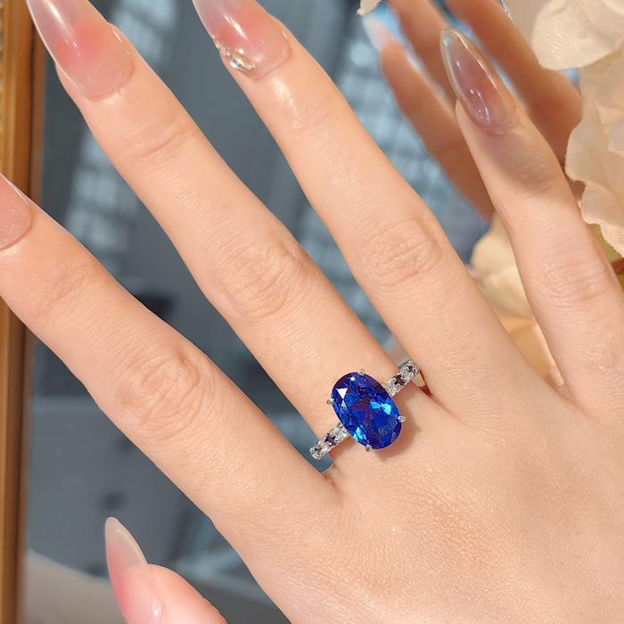 Cincin wanita dengan batu safir biru model telur merpati cincin zirkon biru bergaya kerajaan yang