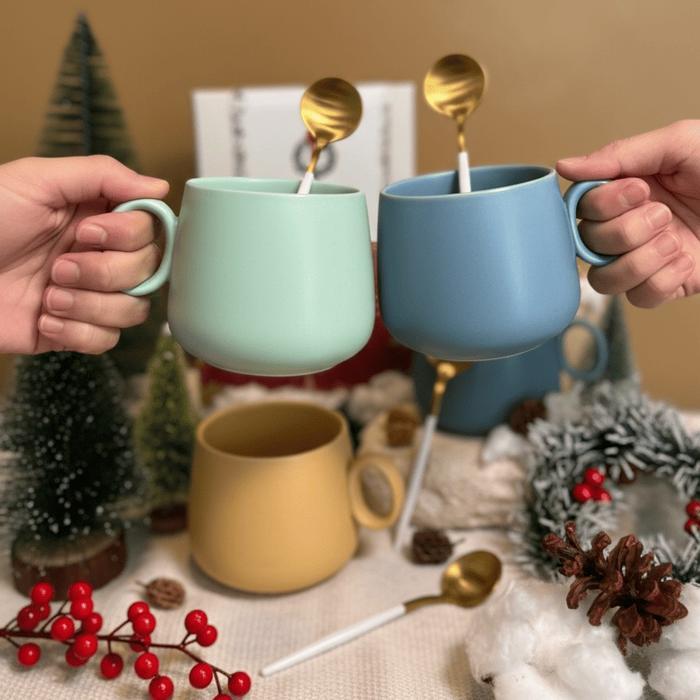 BREWSUNIQ Starlight Gala Christmas Gift Set - Hampers Natal Mug Cangkir Keramik 275ml / Sendok Emas