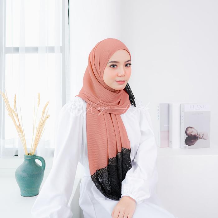 ASLI Koyu Hijab Pasmina Plisket Lace Ceruty (Pasmina Renda Koyu) READY STOCK