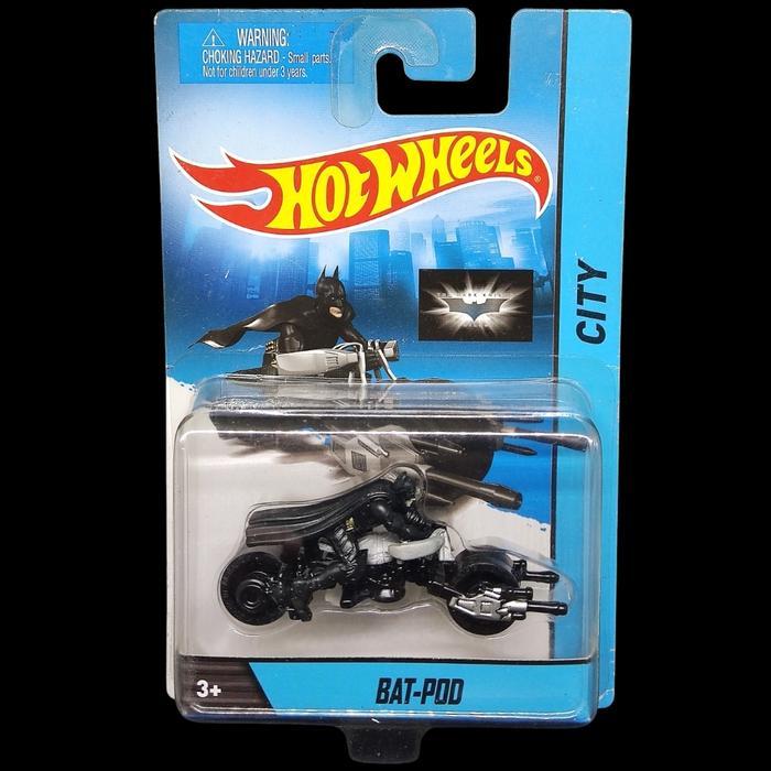 HOTWHEELS BATMAN BATPOD WITH FIGURE