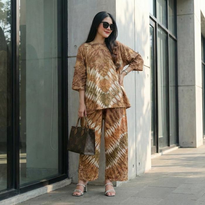 Batik Abik Setelan JUMBO Kaos Katun Celana Panjang Tiedye Busui Resleting Jumbo Perempuan Cantik