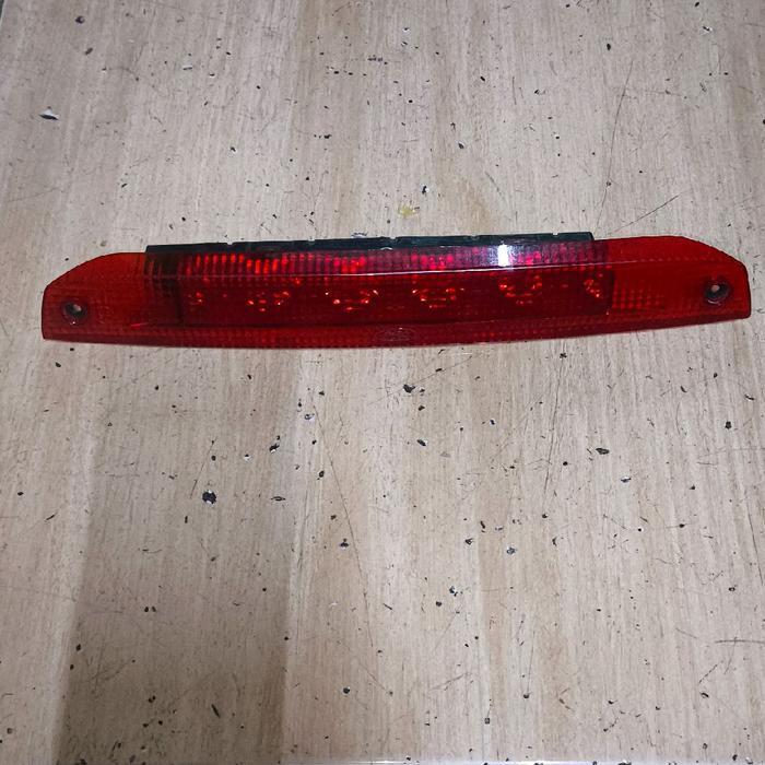 Ford Genuine Parts lampu rem atas Ford Focus MK2