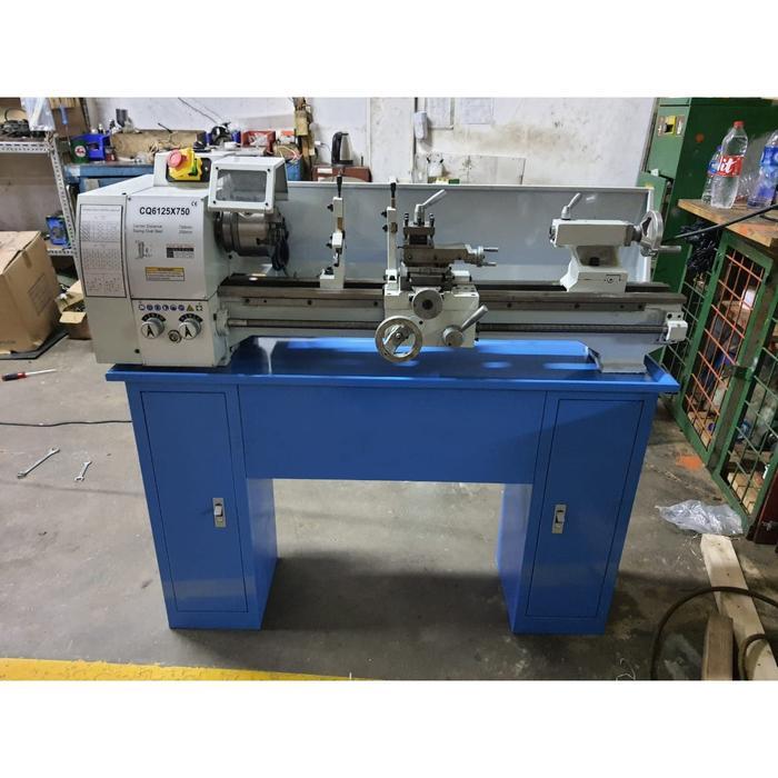 Mesin Bubut CQ 6125 X 750 Long 75 Cm ( Bench Lathe )