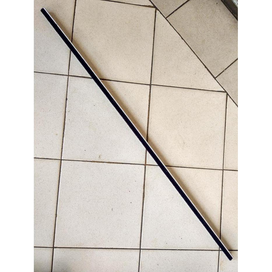 Wetherstrip/List Kaca/Pelipit Kaca Bagian Dalam Suzuki Jimny/Katana