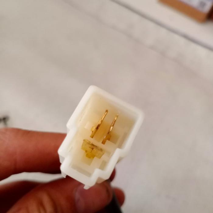 SOCKET COLOKAN KABEL DINAMO CAS STROM ALTERNATOR KIJANG 7K KAPSUL