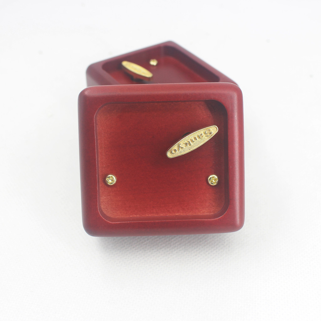 Rosiking Wooden handmade wine red clockwork music box (Nausica of the Valley of the Wind) for