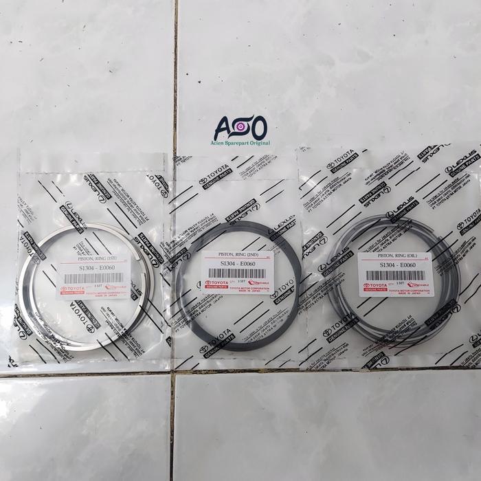 Ring Piston Set Toyota Dyna HT125 LT125