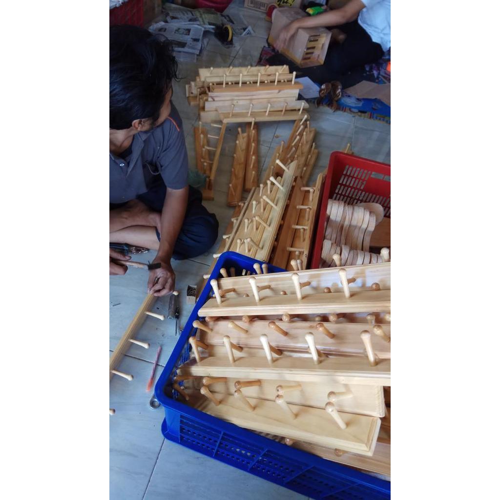 TOP GANTUNGAN BAJU KAYU / KAPSTOK KAYU / CANTOLAN KAYU / HOOK KAYU