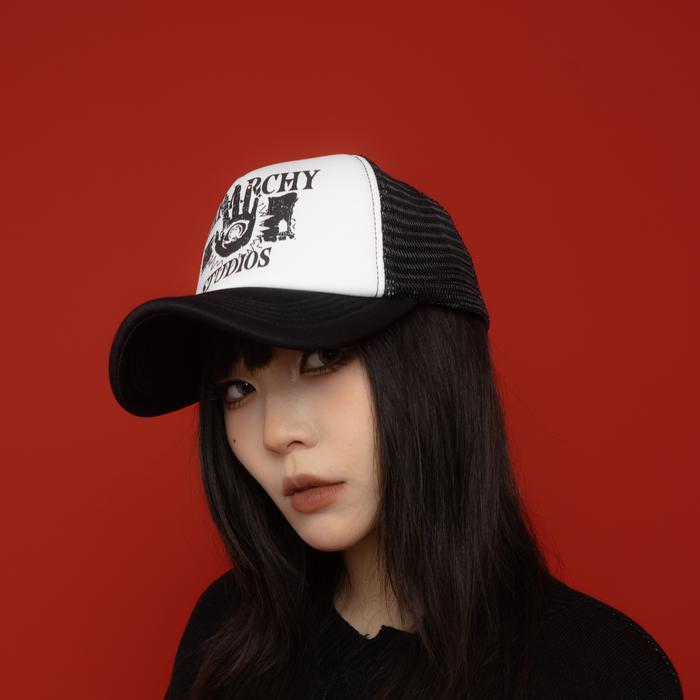Hierarchy Studios Spellbound - White Spellbound Trucker Cap