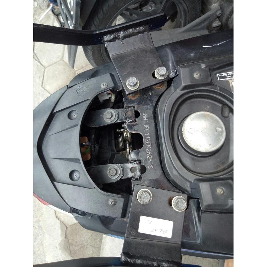 Bracket Box Motor Beat Fi