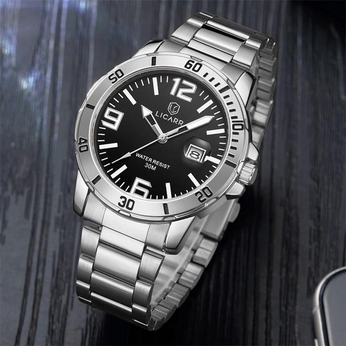 Licarr Jam Tangan Pria Fashion Kuarsa Stainless Steel Business Anti Air Santai Tanggal Jam Tangan