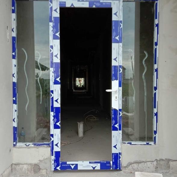 Pintu kaca aluminium alexindo 210x90