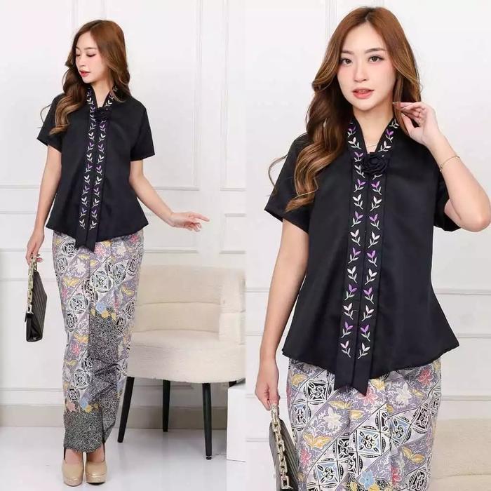 JUMBO ATASAN KEBAYA FLOY HITAM BALOTELLY BORDIR BUNGA TANGAN PENDEK +BROS+ROK LD 120