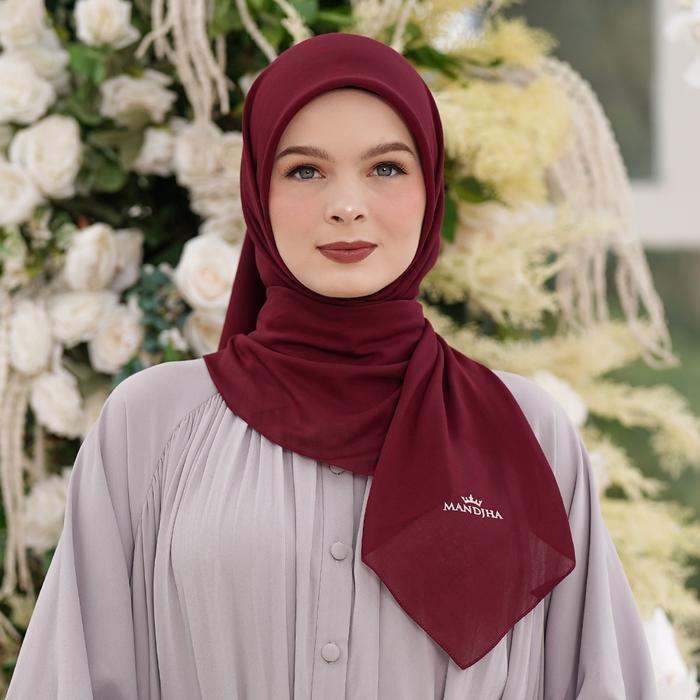 ASLI MANDJHA Basic Essential Red Pear 71 Scarf IVAN GUNAWAN - Jilbab Hijab Segi Empat Polos MANDJHA