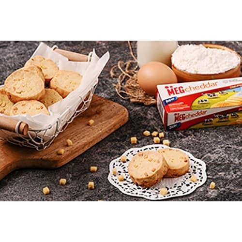 MEG CHEESE CHEDDAR - 2 KG