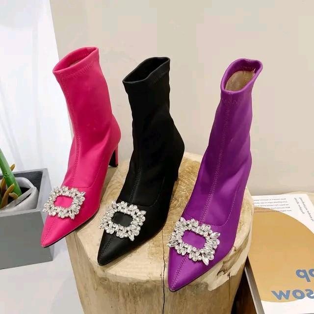 Aerostreet - It-C Sepatu Boot Heels Hak Tahu Kotak