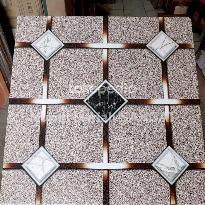 KERAMIK LANTAI 40X40 HEXAGON ABU HITAM PUTIH BIRU CREAM TIPE 2