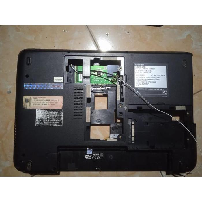 casing engsel palmrest toshiba l745