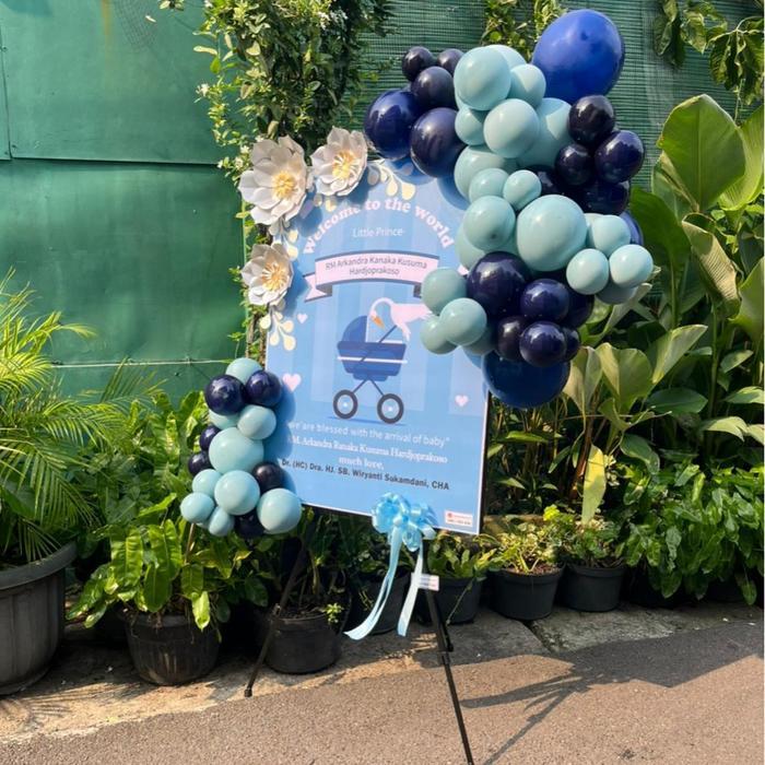 Dqueen Florist - Bunga papan balon kertas - ucapan selamat - Jakarta - custom - Ulang tahun