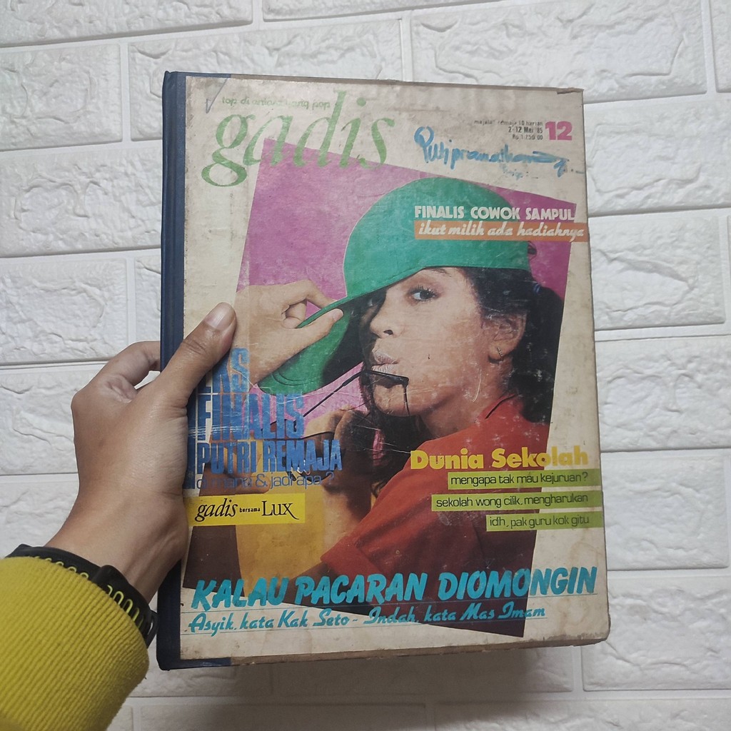 Bundel Majalah Gadis