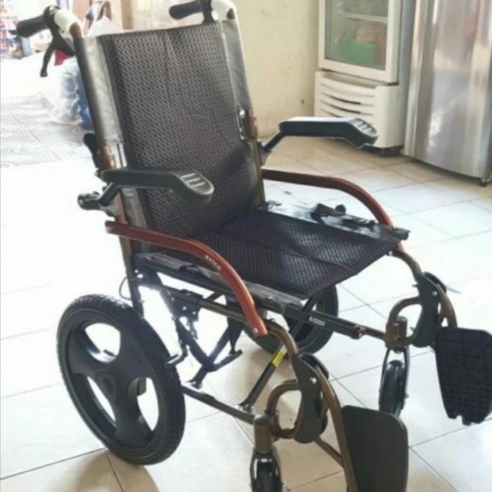 kursi roda traveling avico athena roda kecil