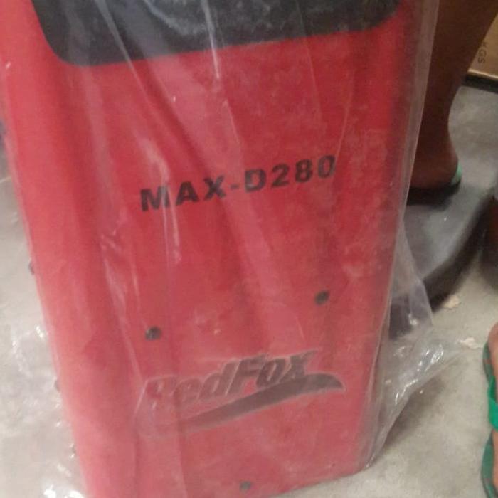 BATTERY CHARGER MOBIL MOTOR ACCU CHARGER AKI MAX-D280 REDFOX