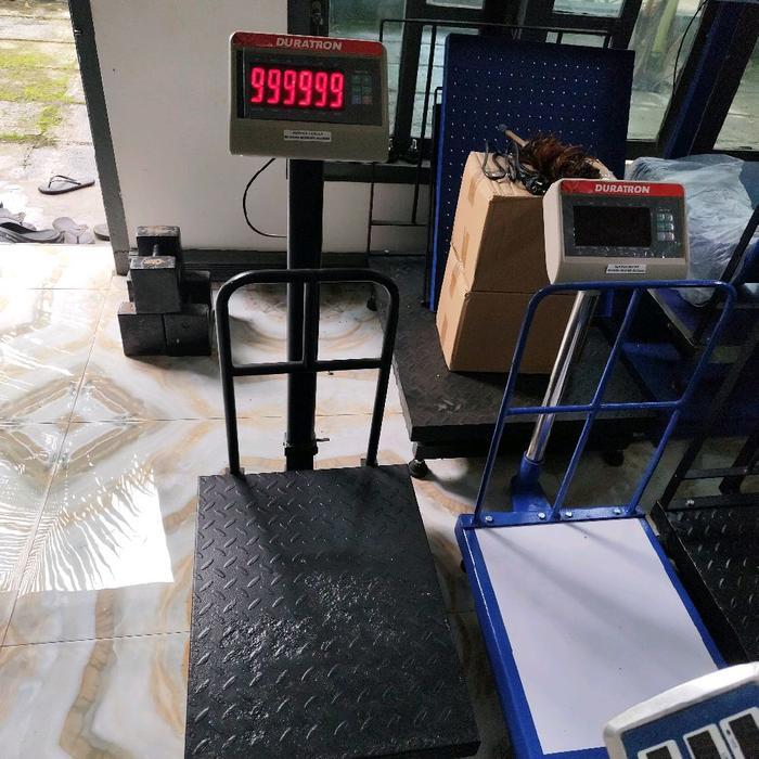 Duratron Timbangan Duduk Digital Kapasitas 500Kg Size 45X60Cm Dengan Tampilan Jelas Dan Presisi