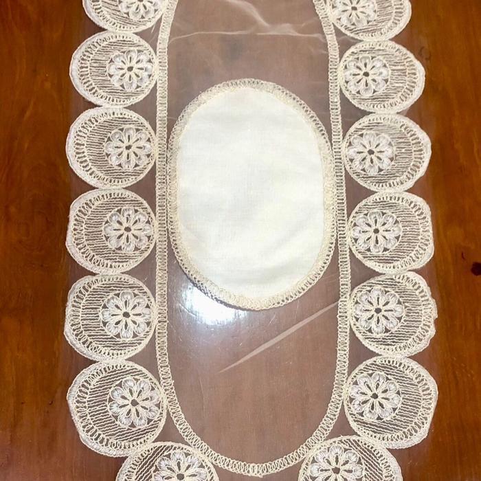 Taplak Meja Tamu Oval