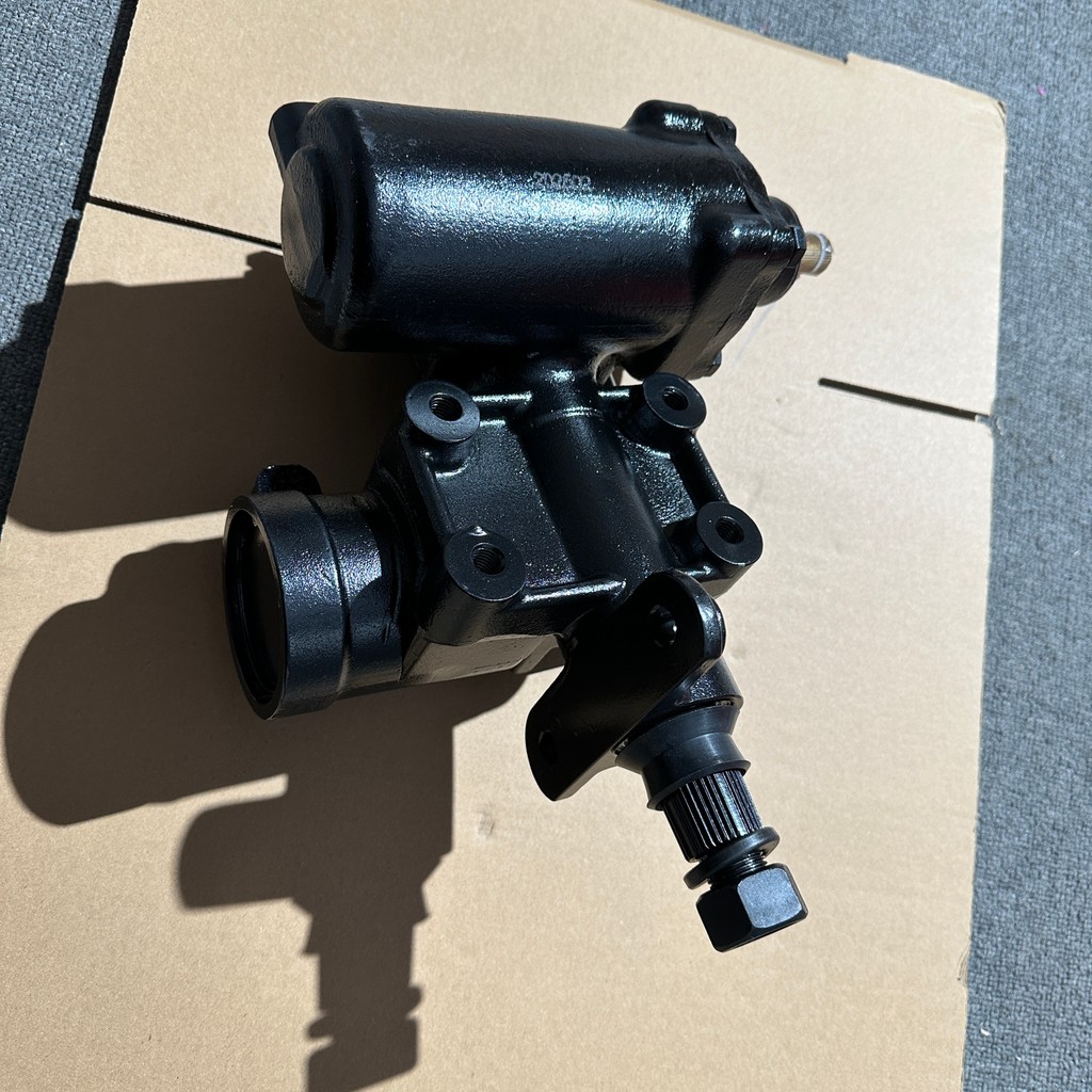 Power Steering Gear Box For 1994-99 Land Rover Defender Discovery & Range Rover QAF500120 , STC2845