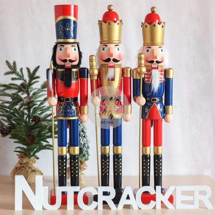 TERLARIS Patung Nutcracker Natal Jumbo 60cm Hiasan Natal Prajurit Kayu Dekorasi Ornamen Pajangan