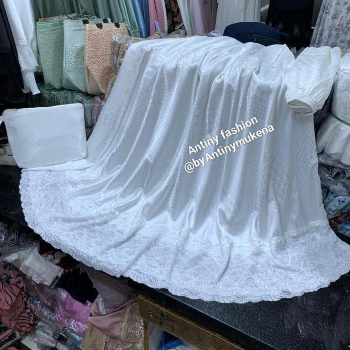 Mukena putih renda cantik/ mukena sutra silk embos premium/ mukena khusus putih / mukena cantik