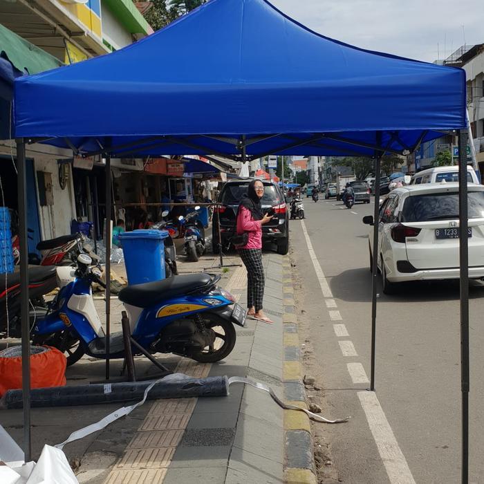 tenda lipat matic ukuran 3x3