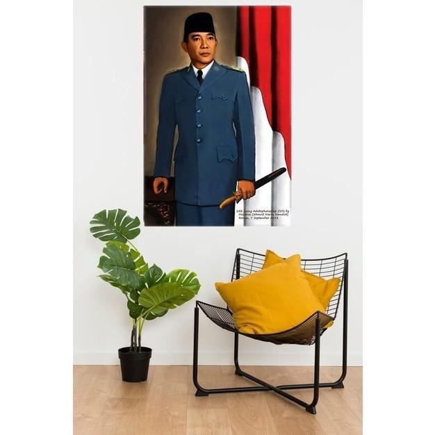 Murmer_Asix Hiasan Dinding Foto Bung Karno Ukuran 47X31 Dekorasi Bingkai Presiden