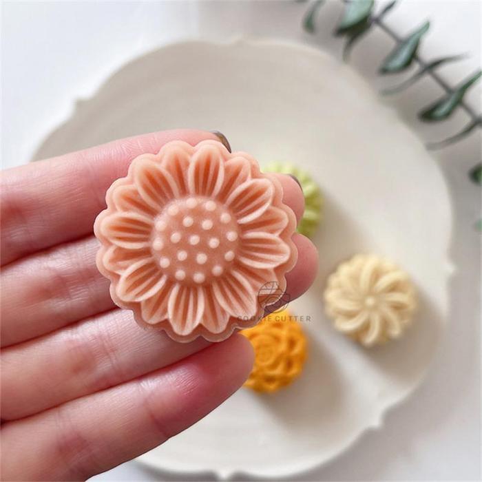 MINI FLOWER MOONCAKE ROSE DAISIES CHERRY BLOSSOM SUNFLOWER SHAPE MOONCAKE MOLD PASTRY DECORATION