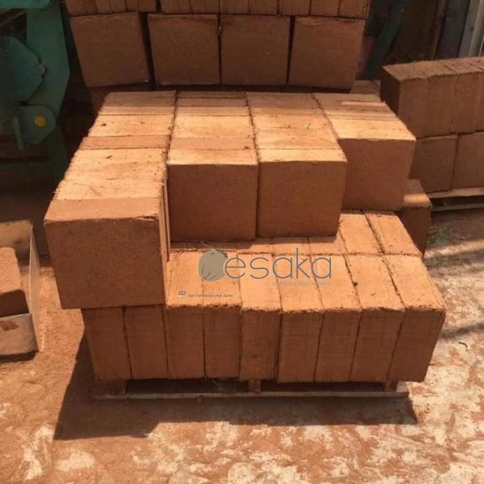 cocopeat blok - cocopeat kering - cocopeat 5kg - media tanam organik Alami