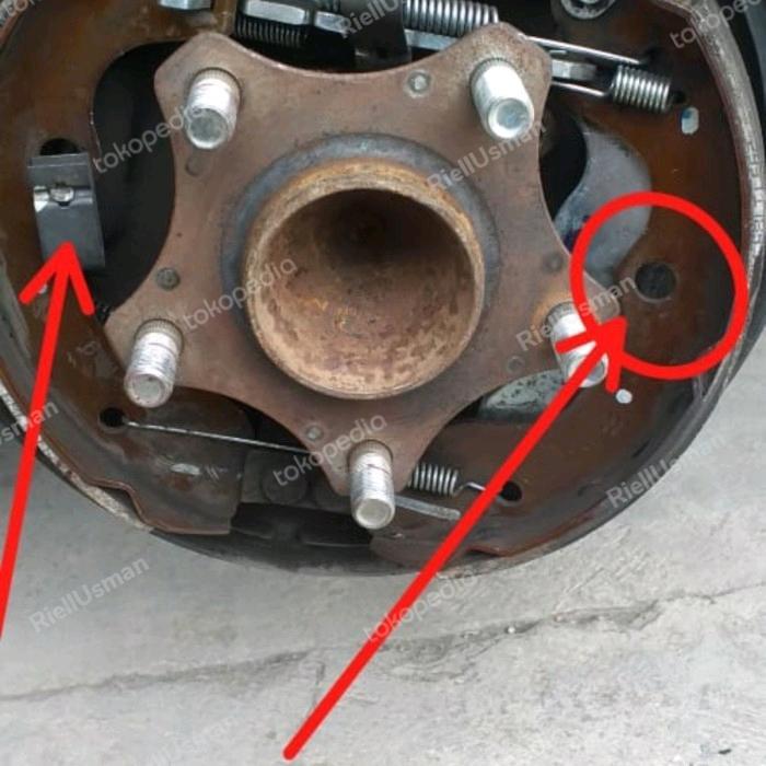 Clip Kampas Rem Belakang/Paku Pirodo Ertiga