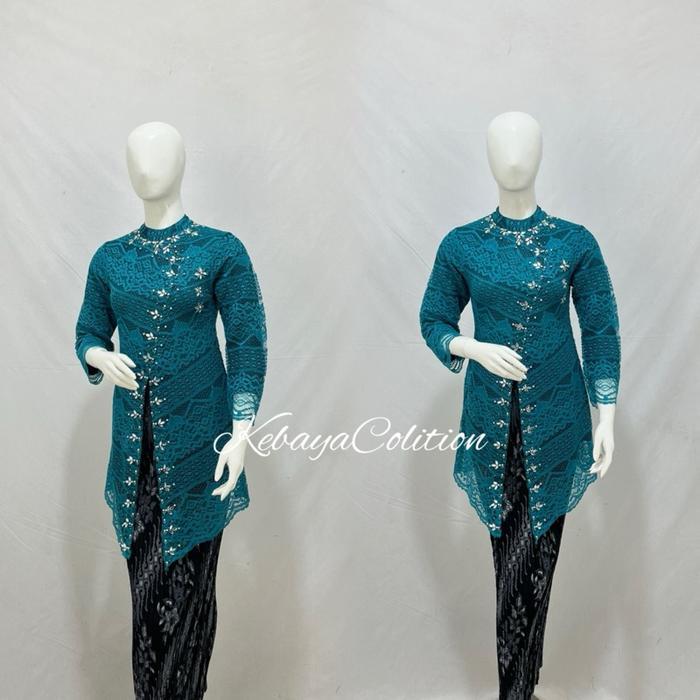 Kebaya janggan / kebaya terbaru / kebaya tunik / kebaya pesta Brokat Cantik