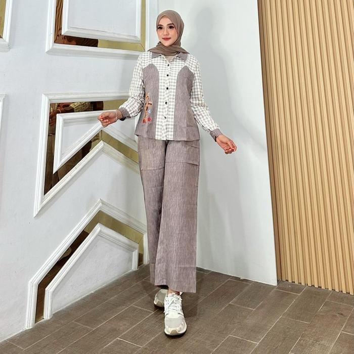 Sabita One Set Celana Katun Kotak Fashion Muslim Wanita Kekinian