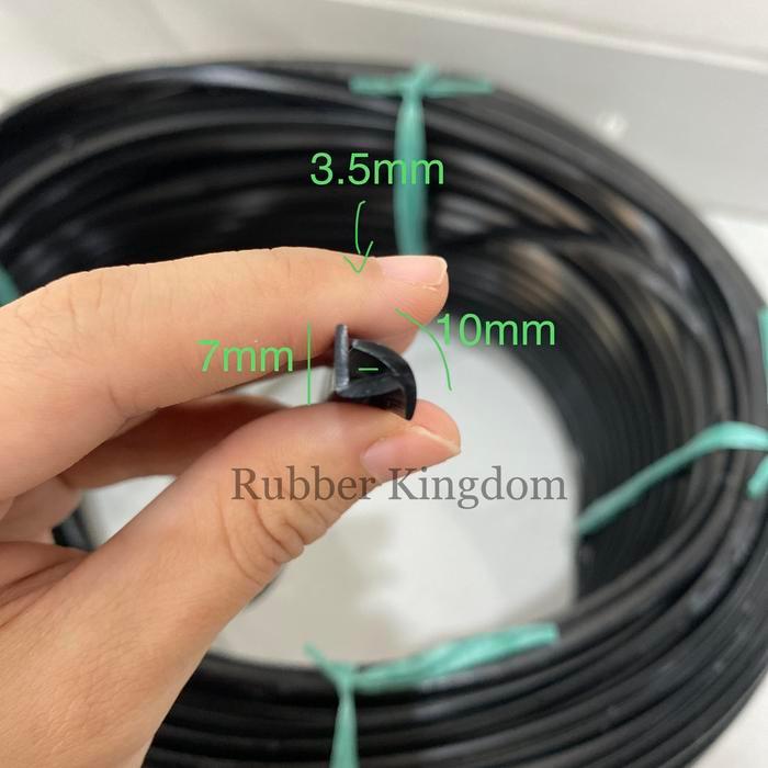 KARET LIST BODY KIT FENDER LIS SPAKBOR BESAR MOBIL KILAP GLOSSY