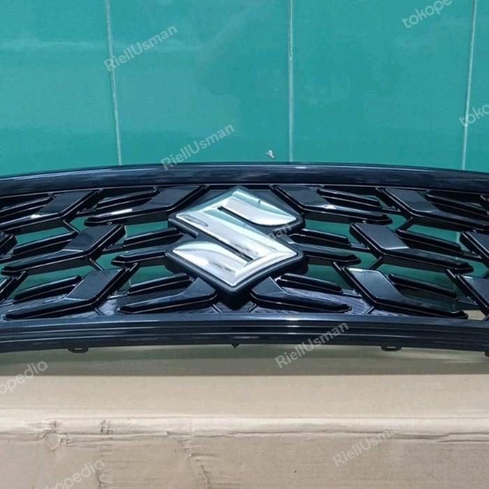Grill Depan All New Ertiga 2022 Black