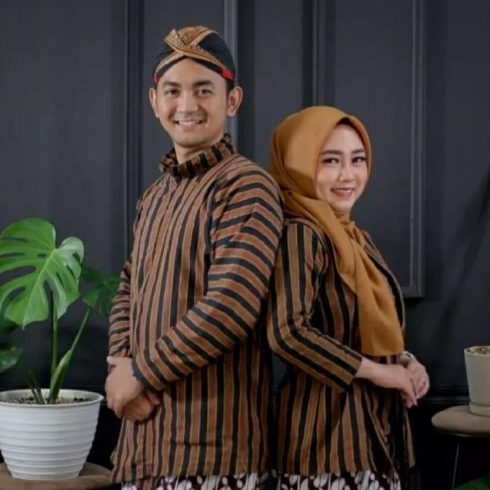 Baju Lurik Adat Jawa Pria Dewasa & Wanita Surjan Lurik Motif Tradisional Kain Tenun Khas Solo Jogja