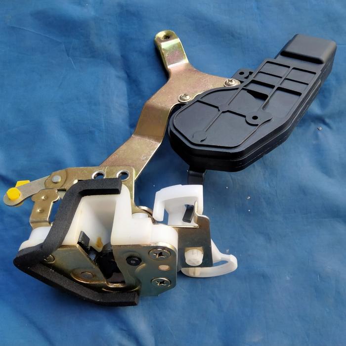 Door Lock + Actuator Depan Kiri Avanza Xenia Lama Dor Lok + Central