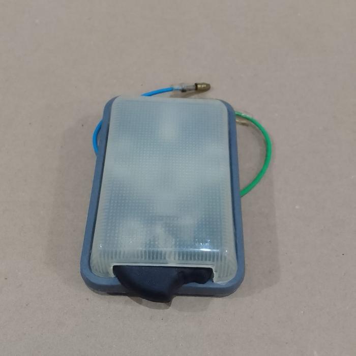 Lampu Plafon Mobil Panther Lama