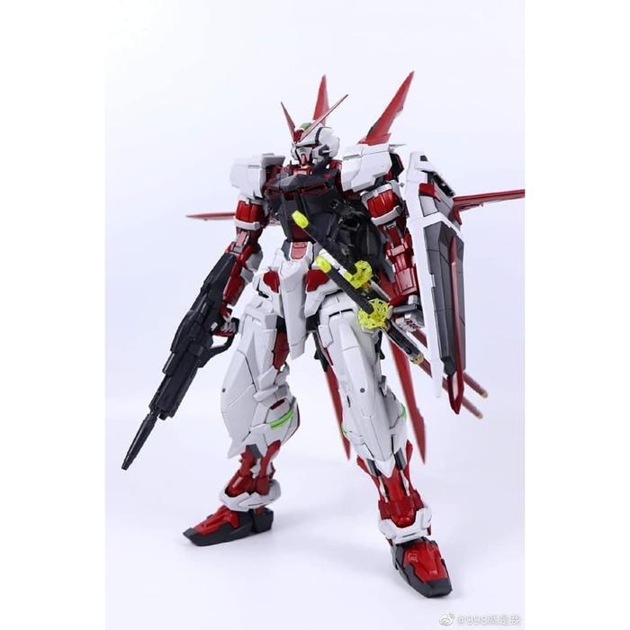 Nilson Work 1/60 PG Astray Red Frame + Flight Unit Model Kit