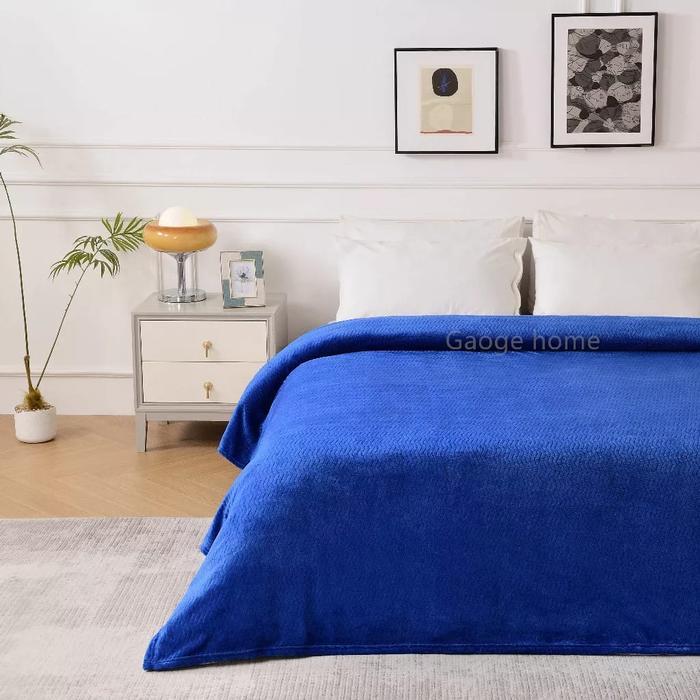 Bonita World - Selimut Polos Bulu Halus Motif Terbaru 180 X 200 Wave Serie Gaoge Home